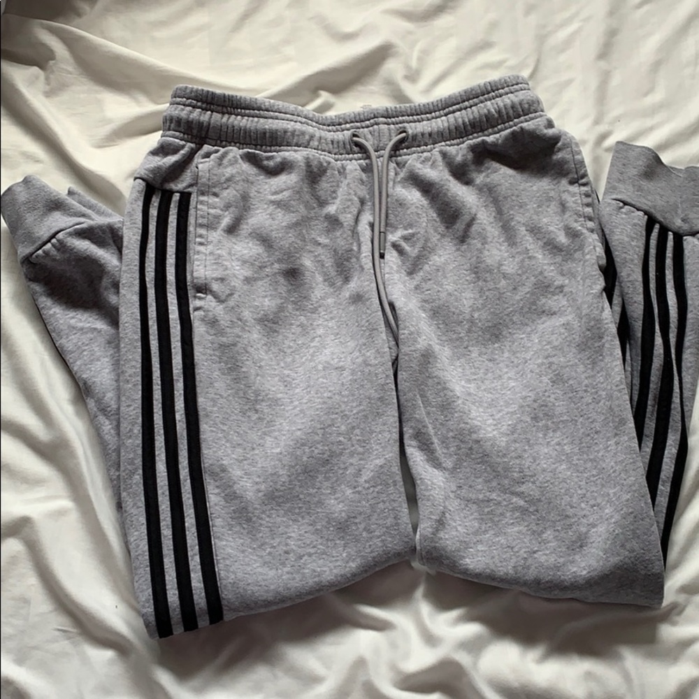 grey adidas sweatpants